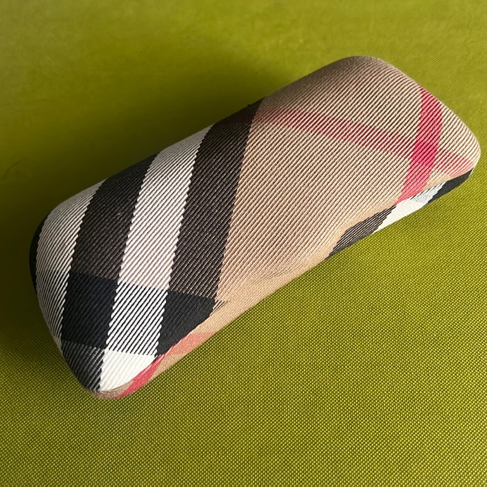 Auth. Burberry Eyeglass Case